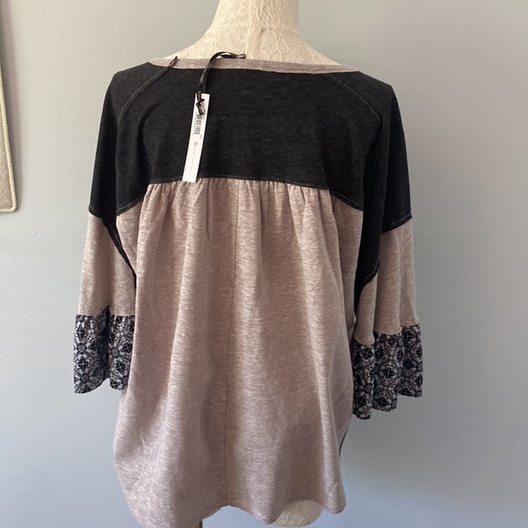 Perfect Top! - Picture 5 of 9